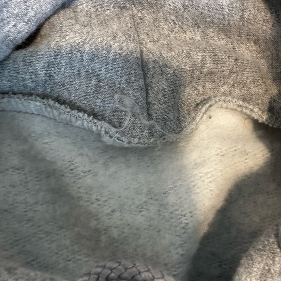 Men’s Champion Heather Grey Yale 1701 Hoodie. Drawstring. Kangaroo pockets. - Picture 7 of 11